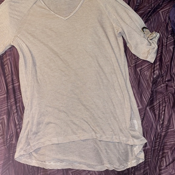 Top - Picture 2 of 7